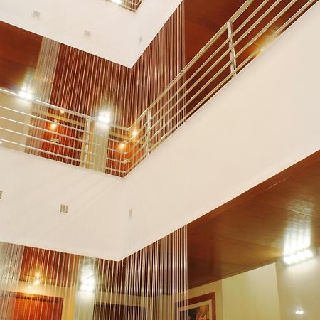 Lotus Comfort - A Pondy Hotel Pondicherry Ngoại thất bức ảnh